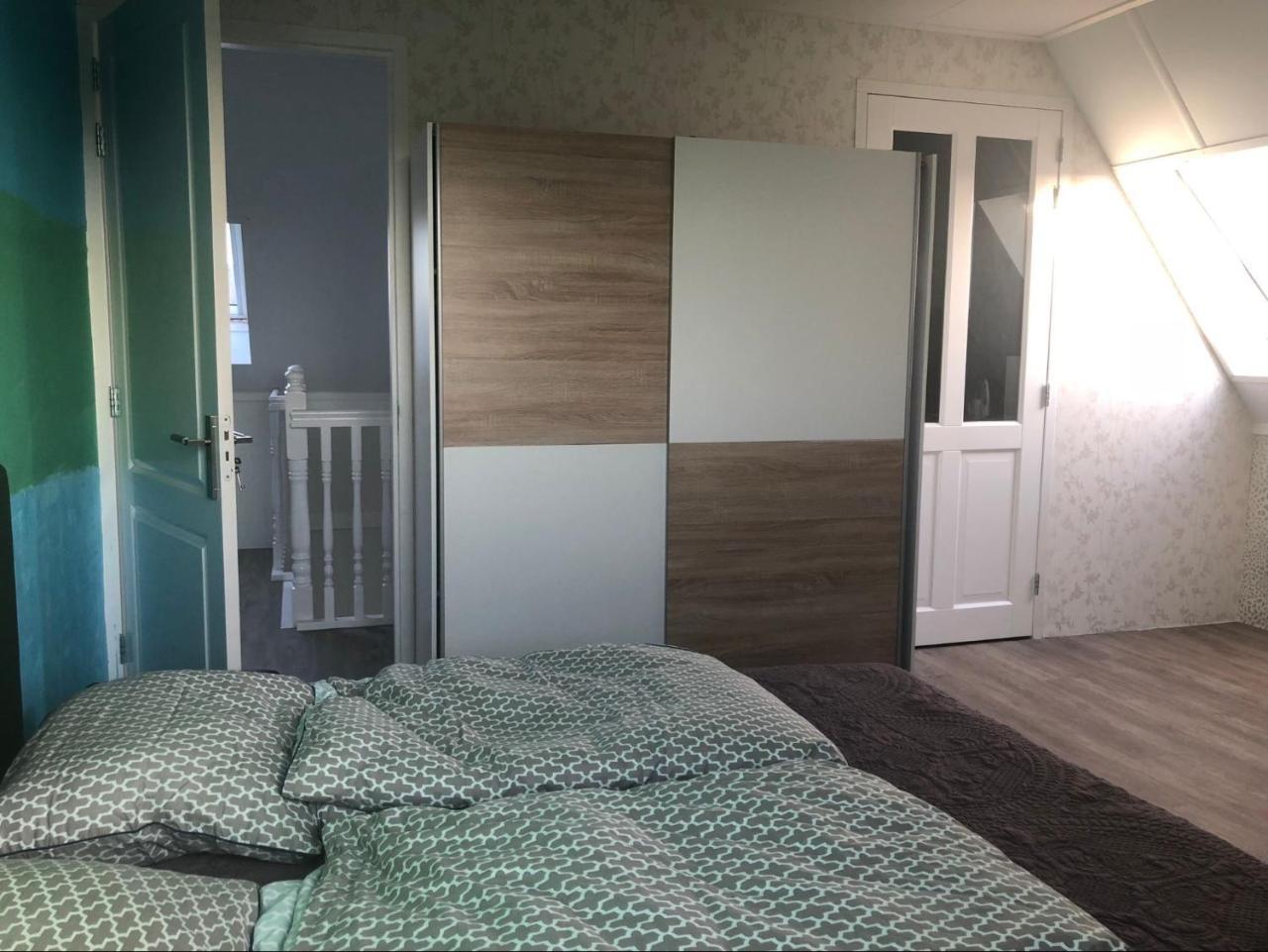 Nancy In Holland Met Eigen Badkamer , Independent Bathroom Bed & Breakfast Aalten