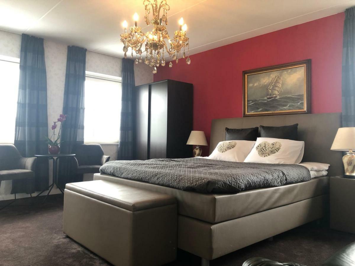 Nancy In Holland Met Eigen Badkamer , Independent Bathroom * Aalten
